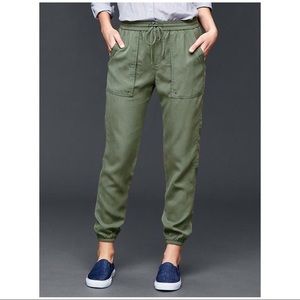 Gap Tencel Utility Joggers